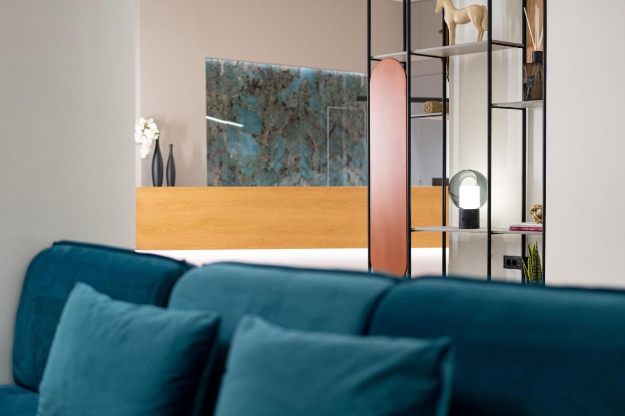 Amario Suites Hotel エギオ エクステリア 写真
