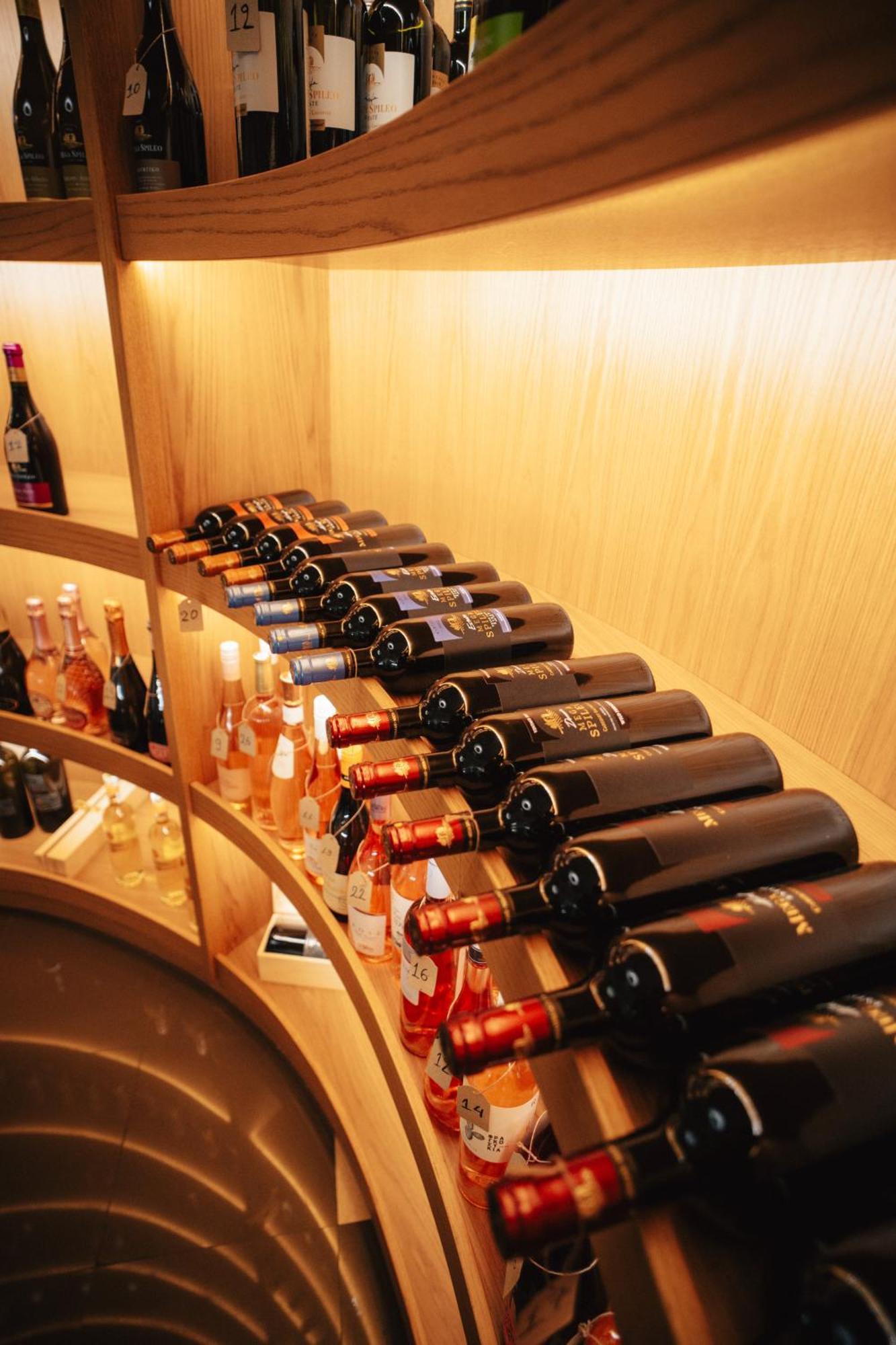 Amario Suites Hotel エギオ エクステリア 写真